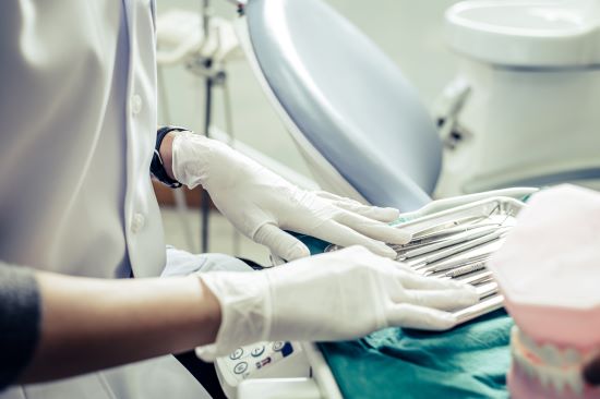 oralna hirurgiija, stomatološka ordinacija, stomatolog banja luka